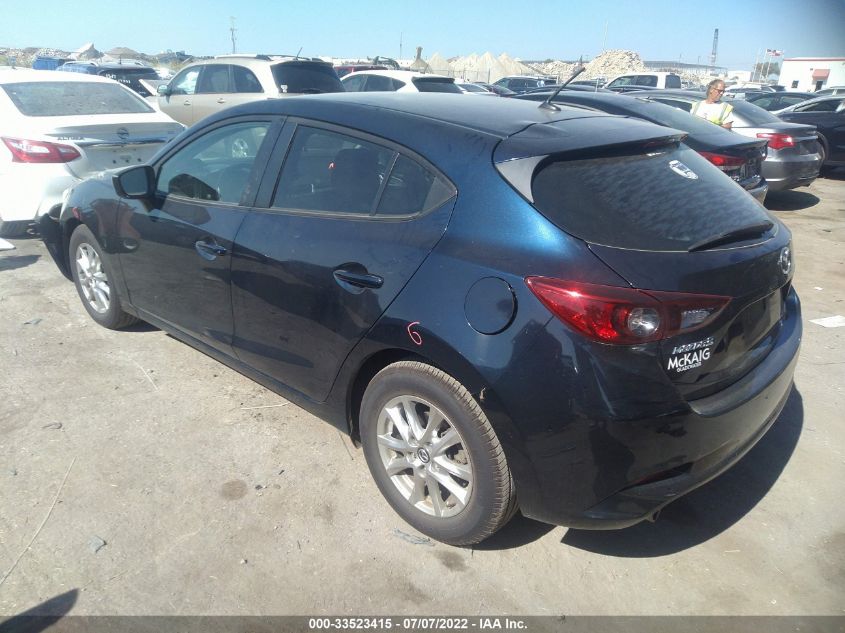 2017 MAZDA MAZDA3 5-DOOR SPORT 3MZBN1K73HM110864