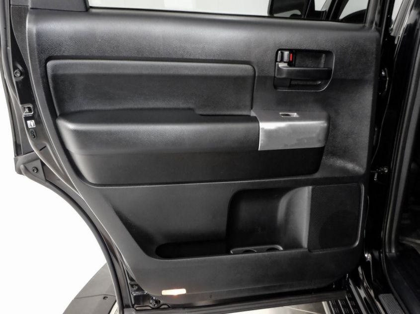 2018 TOYOTA SEQUOIA SR5/TRD SPORT 5TDBY5G10JS160598