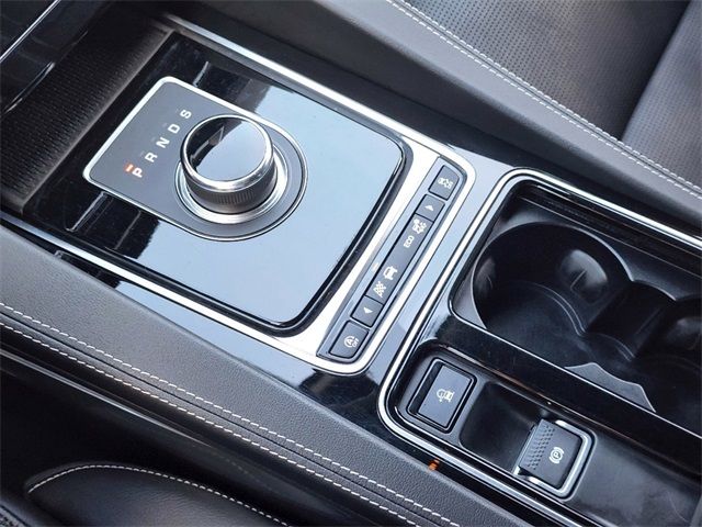 2019 JAGUAR F-PACE S SADCM2FV2KA366060