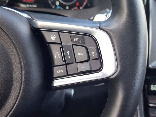2019 JAGUAR F-PACE S SADCM2FV2KA366060