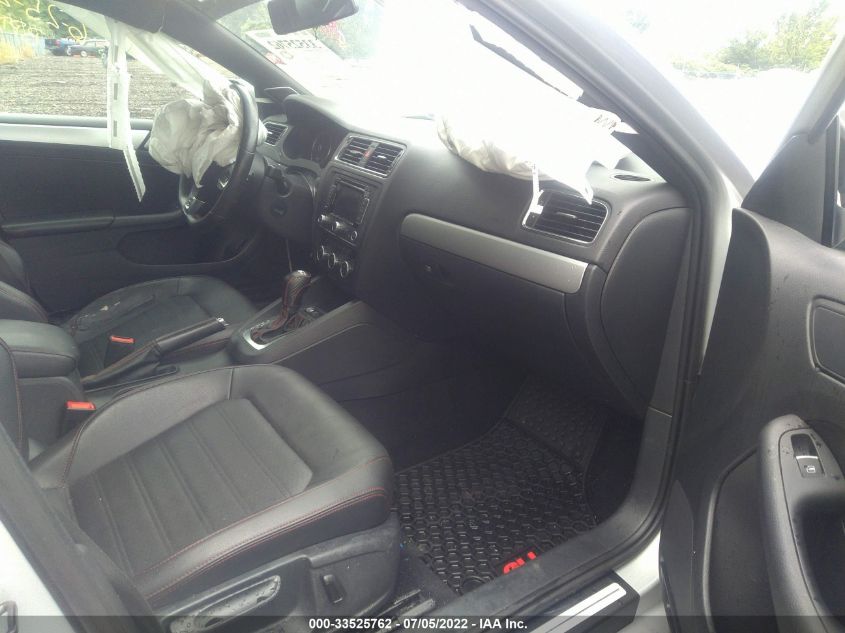 2013 VOLKSWAGEN GLI AUTOBAHN W/NAV 3VW4A7AJ3DM271830