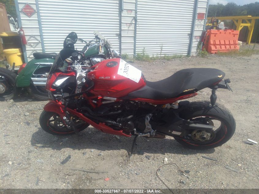 2018 DUCATI SUPERSPORT ZDMVABDS5JB003657