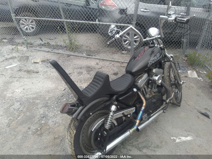 2000 HARLEY-DAVIDSON XL883 C 1HD4CJM15YK129786
