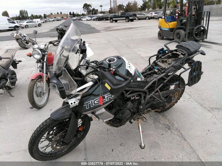 2018 TRIUMPH MOTORCYCLE TIGER 800 XCA SMTE09BF0JT884132