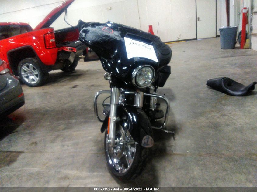 2017 HARLEY-DAVIDSON FLHXS STREET GLIDE SPECIAL 1HD1KRC13HB661608