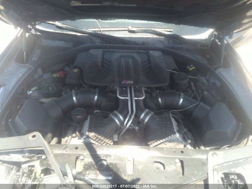 2015 BMW M5 WBSFV9C50FD594977