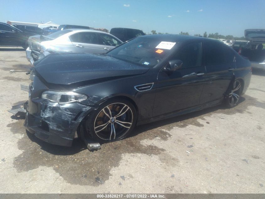 2015 BMW M5 WBSFV9C50FD594977