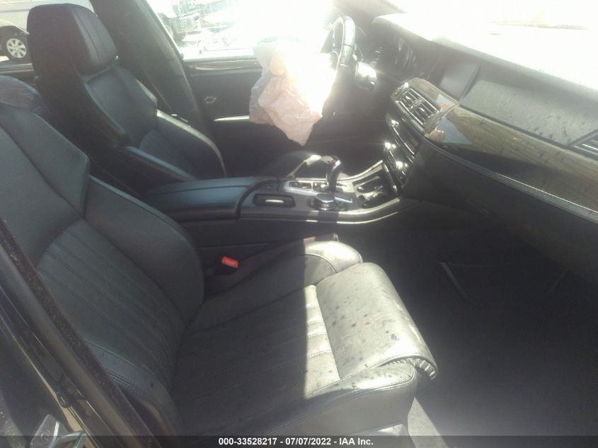 2015 BMW M5 WBSFV9C50FD594977