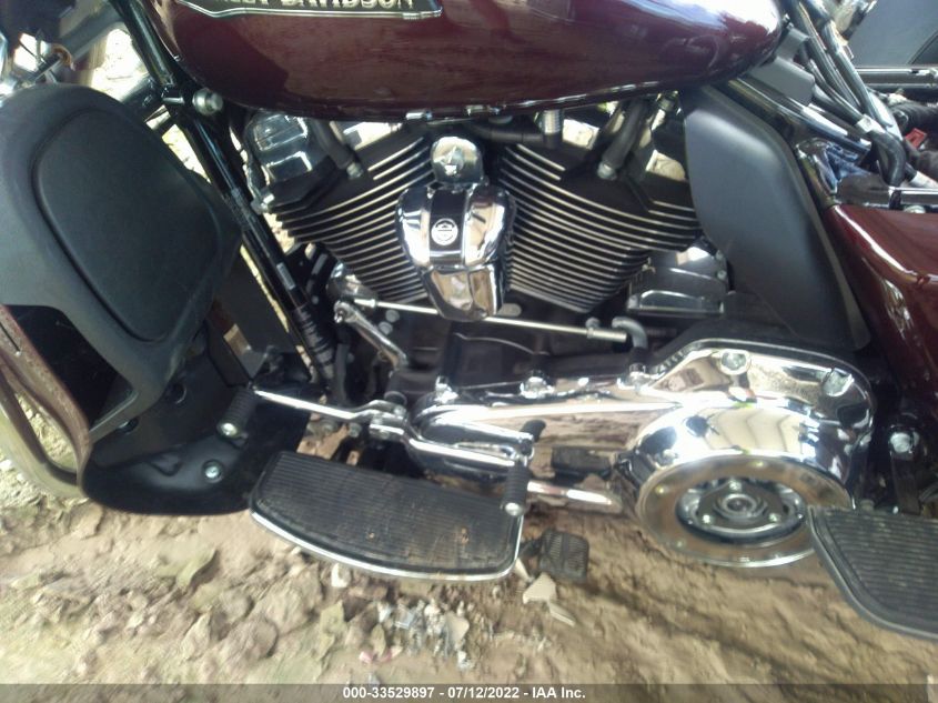 2019 HARLEY-DAVIDSON FLHTCUTG 1HD1MAF12KB858526