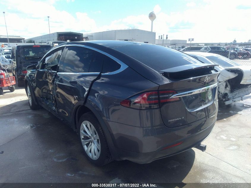 2018 TESLA MODEL X 5YJXCAE2XJF140047