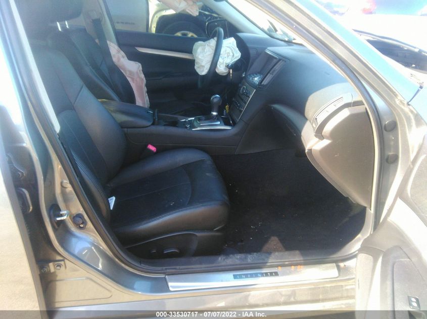 2015 INFINITI Q40 JN1CV6AR9FM521124