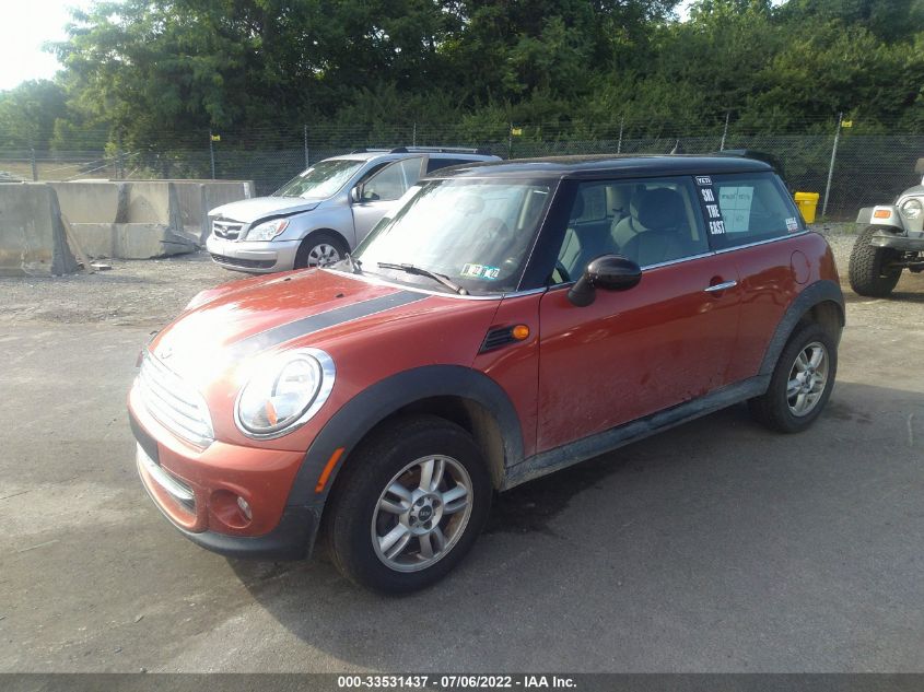 2013 MINI COOPER HARDTOP WMWSU3C55DT545828