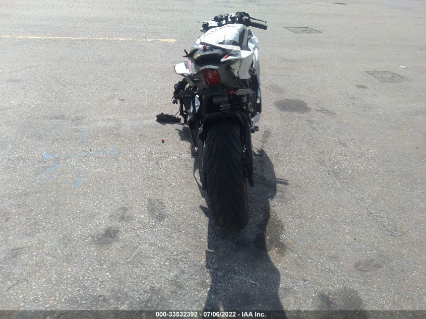 2018 YAMAHA YZFR6 JYARJ28E4JA003913