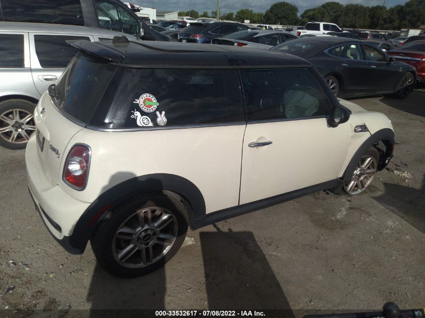 2013 MINI COOPER HARDTOP S WMWSV3C58DT388342