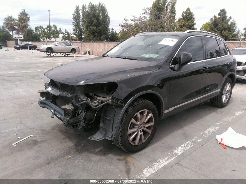 2013 VOLKSWAGEN TOUAREG SPORT WVGEF9BPXDD009222
