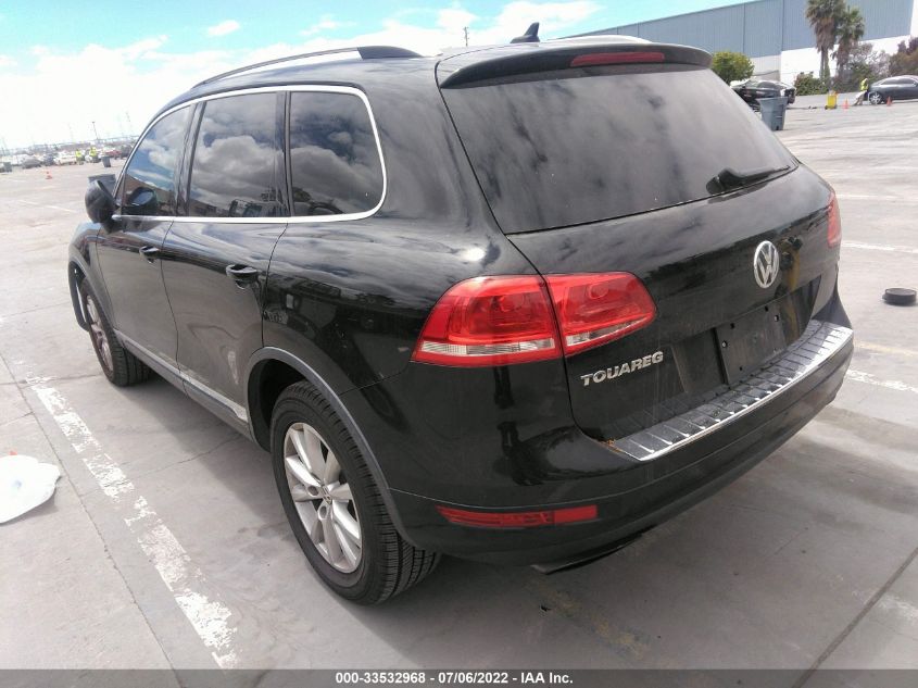 2013 VOLKSWAGEN TOUAREG SPORT WVGEF9BPXDD009222