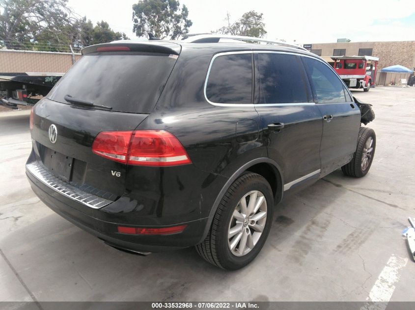 2013 VOLKSWAGEN TOUAREG SPORT WVGEF9BPXDD009222