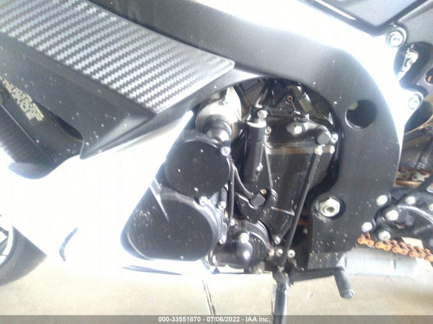 2021 SUZUKI GSX-R600 JS1GN7FA5M7100224