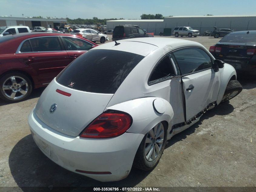 2014 VOLKSWAGEN BEETLE COUPE 2.5L ENTRY 3VWFP7AT2EM624522