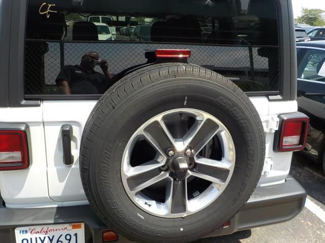 2021 JEEP WRANGLER UNLIMITED SAHARA 1C4HJXENXMW634769