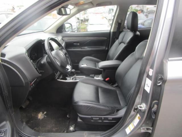 2020 MITSUBISHI OUTLANDER SE/SEL/LE/SP JA4AD3A33LZ031840