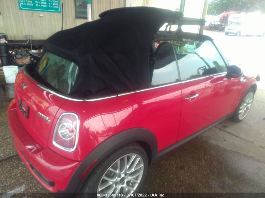 2013 MINI COOPER CONVERTIBLE S WMWZP3C5XDT550917