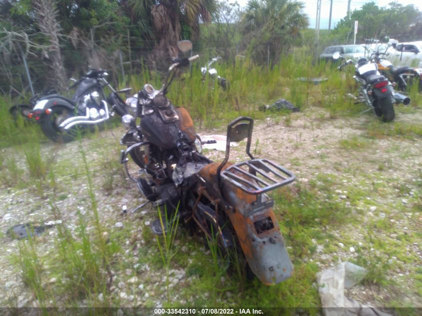 2004 HARLEY-DAVIDSON FLSTCI 1HD1BWB164Y058627