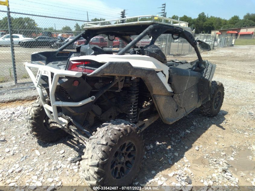 2019 CAN-AM MAVERICK X3 DS TURBO R 3JBVGAW48KK000182