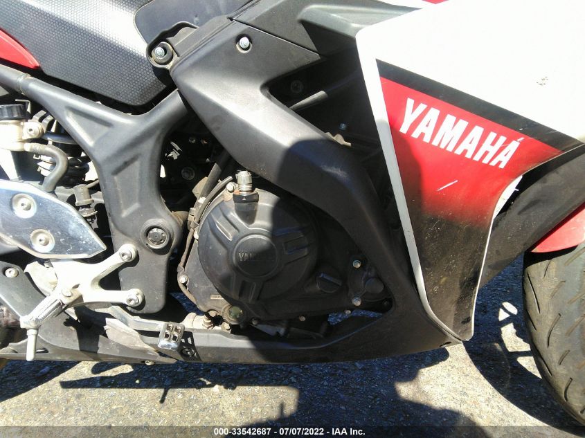 2015 YAMAHA YZFR3 MH3RH06Y6FK004016