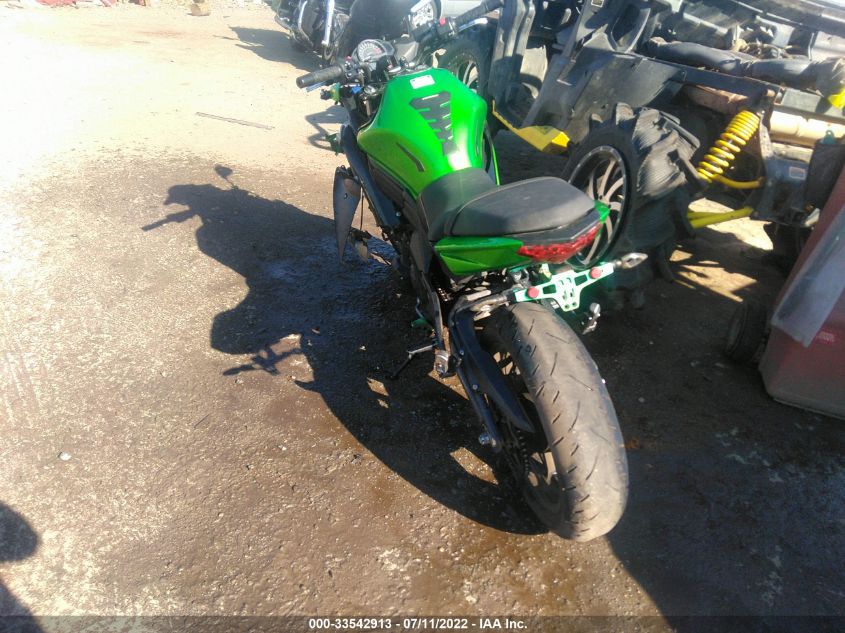 2016 KAWASAKI EX650 F JKAEXEF17GDA28893
