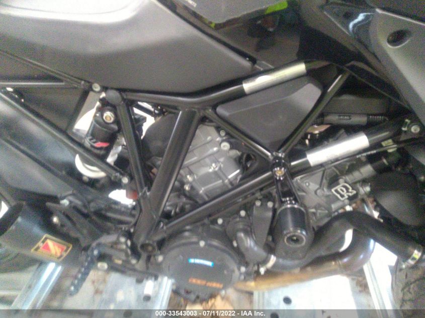 2018 KTM 1290 SUPER DUKE R VBKV39405JM981074
