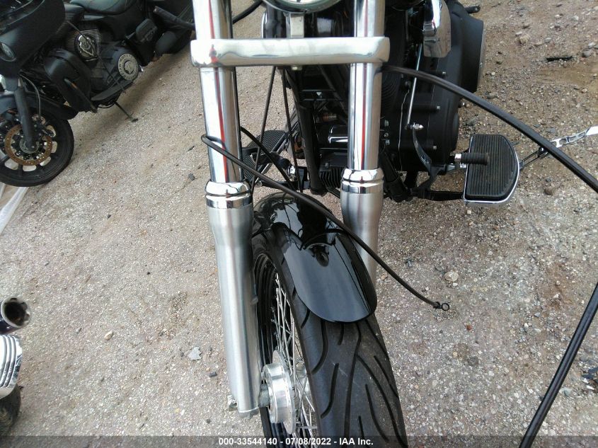 2011 HARLEY-DAVIDSON FXDB 1HD1GX410BC301296