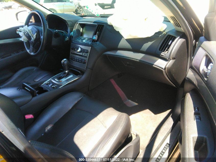 2015 INFINITI Q40 JN1CV6AR8FM650410
