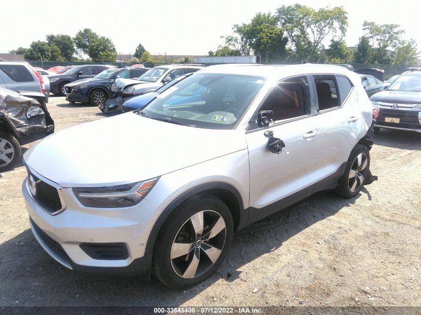 2019 VOLVO XC40 MOMENTUM YV4162UKXK2114506