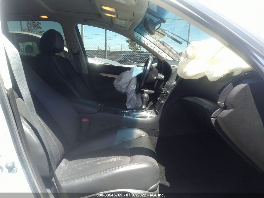 2015 INFINITI Q40 JN1CV6AP5FM580573