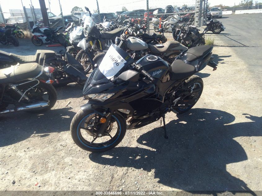 2019 KAWASAKI EX400 JKAEXKG14KDA26153
