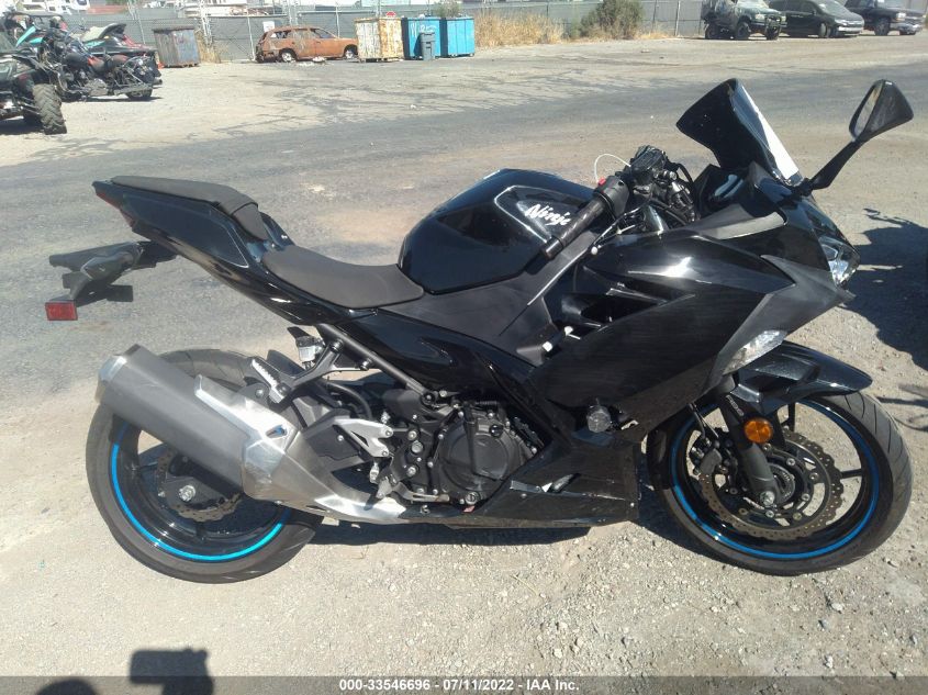 2019 KAWASAKI EX400 JKAEXKG14KDA26153
