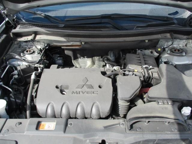 2020 MITSUBISHI OUTLANDER SE/SEL/LE/SP JA4AD3A34LZ033757