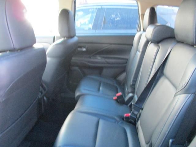 2020 MITSUBISHI OUTLANDER SE/SEL/LE/SP JA4AD3A34LZ033757