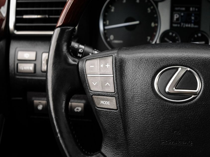 2013 LEXUS LX 570 JTJHY7AXXD4129424