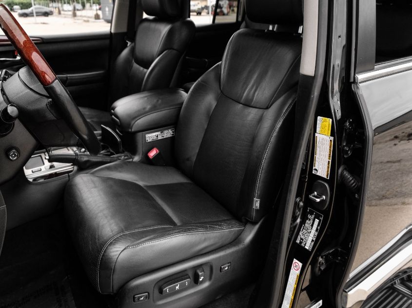 2013 LEXUS LX 570 JTJHY7AXXD4129424