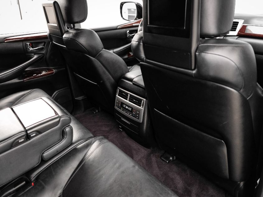 2013 LEXUS LX 570 JTJHY7AXXD4129424