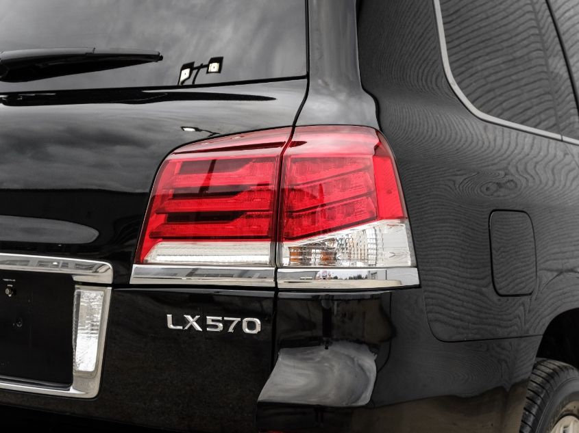 2013 LEXUS LX 570 JTJHY7AXXD4129424