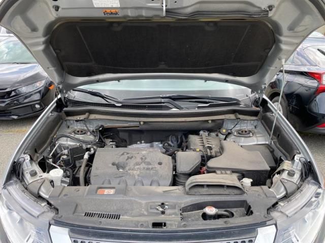 2020 MITSUBISHI OUTLANDER SE/SEL/LE/SP JA4AD3A30LJ000690