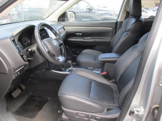 2020 MITSUBISHI OUTLANDER SE/SEL/LE/SP JA4AD3A31LJ000875