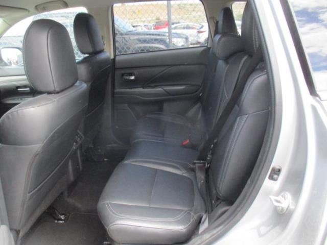 2020 MITSUBISHI OUTLANDER SE/SEL/LE/SP JA4AD3A31LJ000875