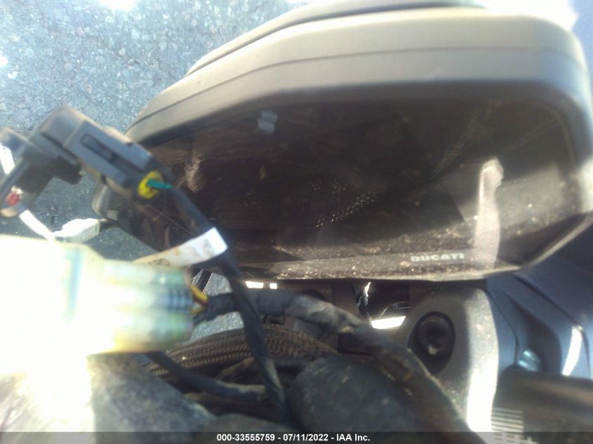 2019 DUCATI MONSTER 821 ZDMMACLS1KB005247