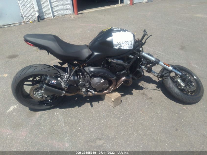 2019 DUCATI MONSTER 821 ZDMMACLS1KB005247