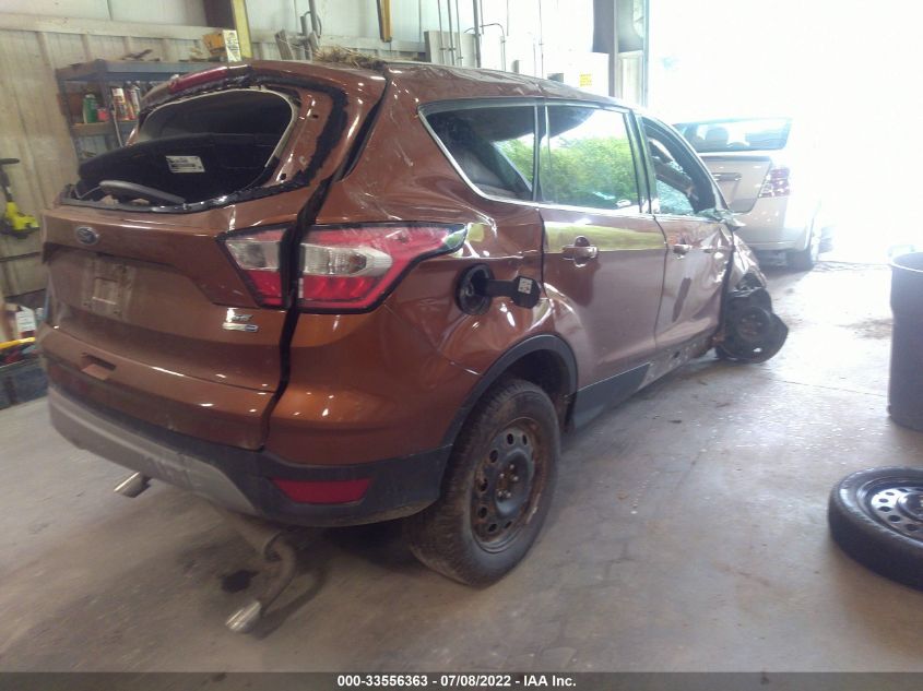 2017 FORD ESCAPE SE 1FMCU9GD0HUB55324