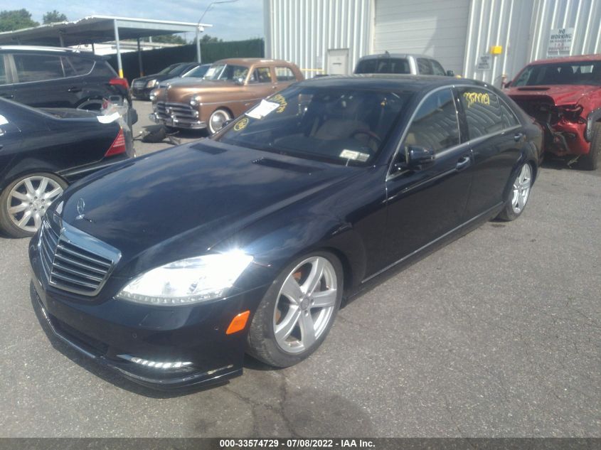2013 MERCEDES-BENZ S-CLASS S 550 WDDNG9EB6DA529118